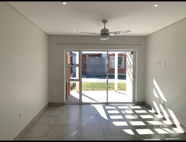 2 BEDROOM PROPERTY TO RENT IN GEORGE CENTRAL